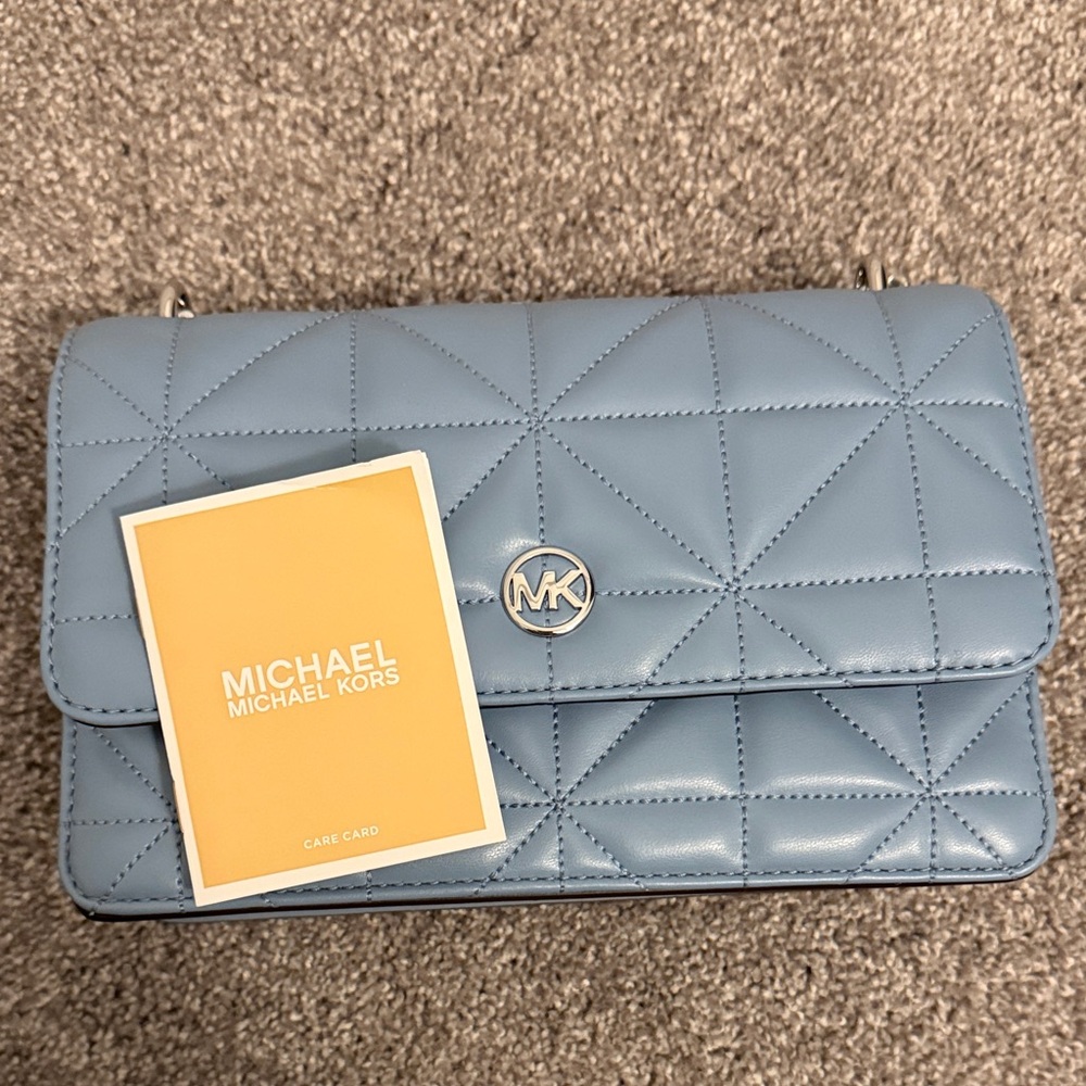 Michael Kors Blue Quilted Shoulder Bag with Silver Chain - Picture 6 of 8